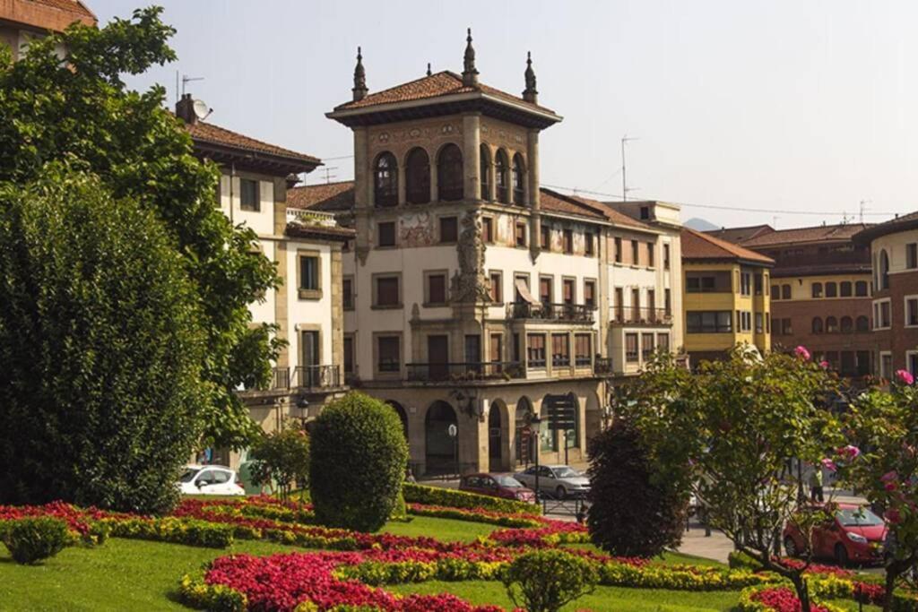 Apartamento Piso céntrico y tranquilo en Gernika Exterior foto